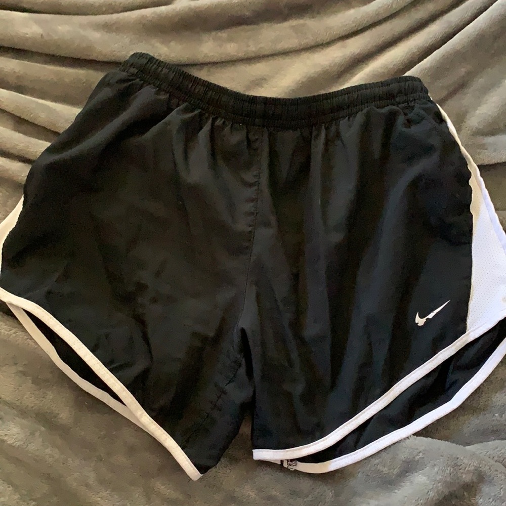 Girls Nike shorts